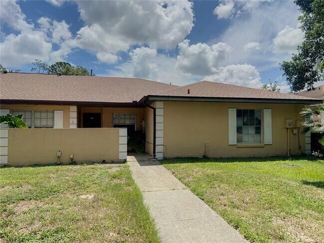 Primary Photo - 1421 Sophie Blvd