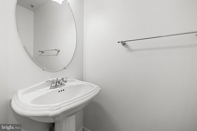 Building Photo - 6716 Newstead Ln