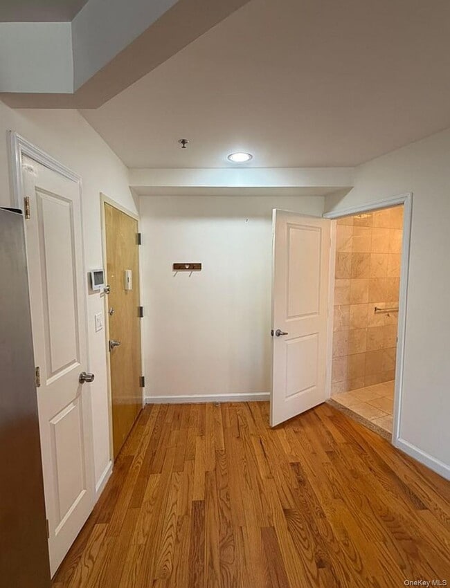 Building Photo - 82-65 116th St