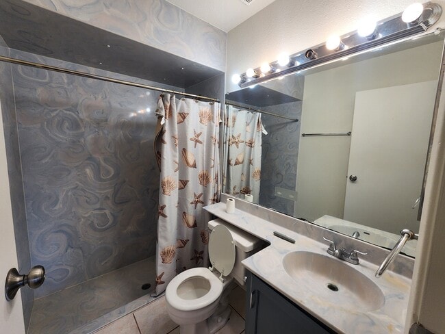 Building Photo - 279 W Melridge St
