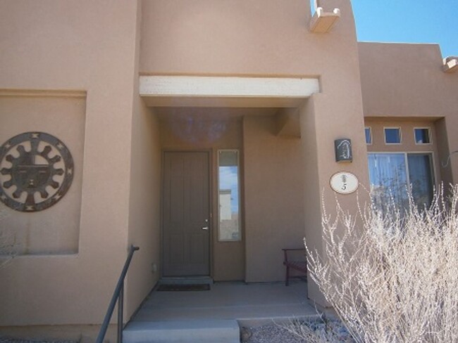 Building Photo - 5 Withers Peak