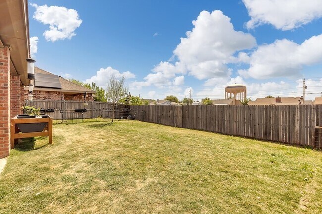 Building Photo - 1744 Boise Dr