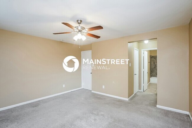 Building Photo - 3 Bedroom Pet-Friendly Home in Humble, TX with Main Street Renewal