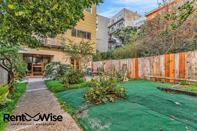 Building Photo - 11 Argent Alley