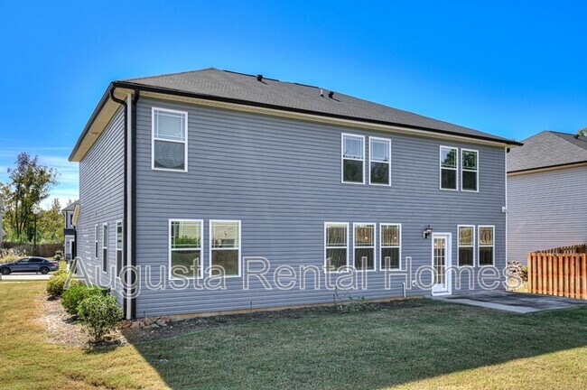 Building Photo - 909 Chesford Dr
