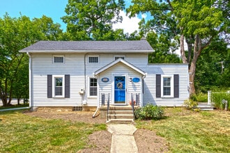 Building Photo - 5071 Plymouth Rd