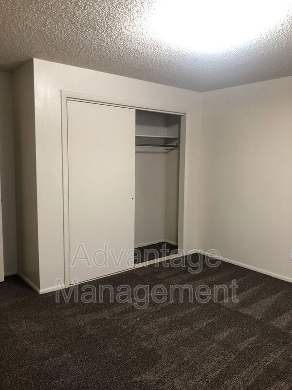 Building Photo - 339 W 100 N