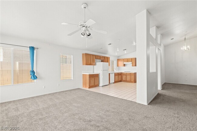 Building Photo - 1815 Stablegate Ave