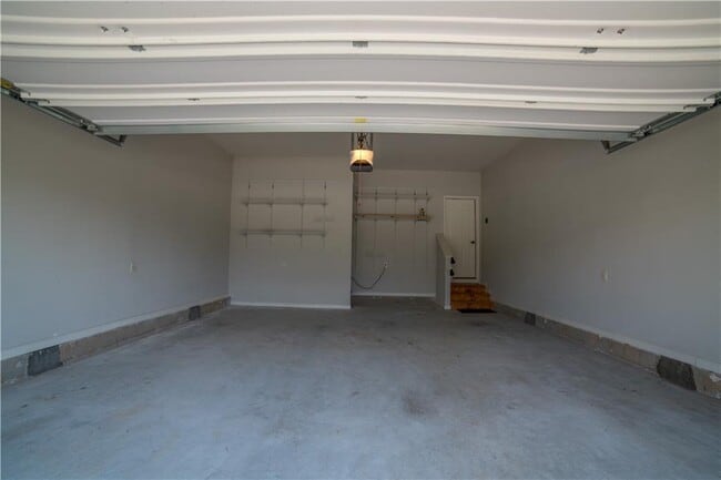 Building Photo - 7445 Oldbury Pl