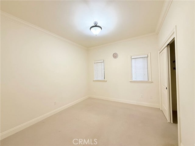 Building Photo - 2454 Oswego St