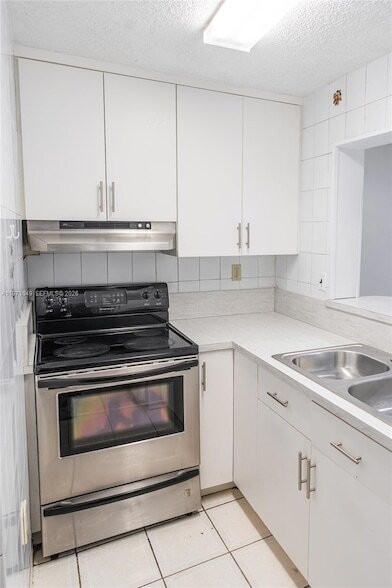 Building Photo - 8480 SW 154th Cir Ct