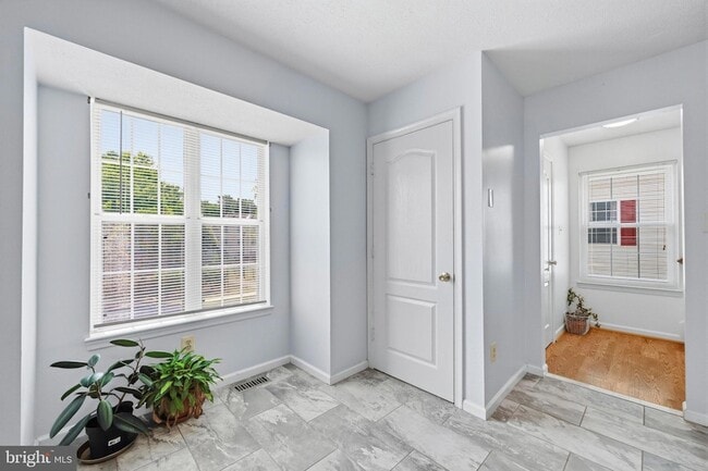 Building Photo - 1518 Deep Gorge Ct