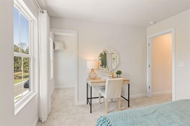 Building Photo - 1707 Harper Lily Ln