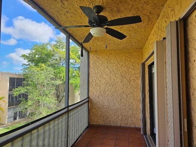 Building Photo - 8401 SW 107th Ave