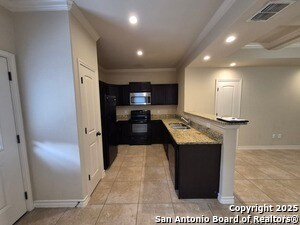 Building Photo - 6015 Jax Wy