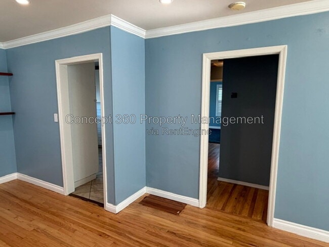 Building Photo - 5029 Fidler Ave