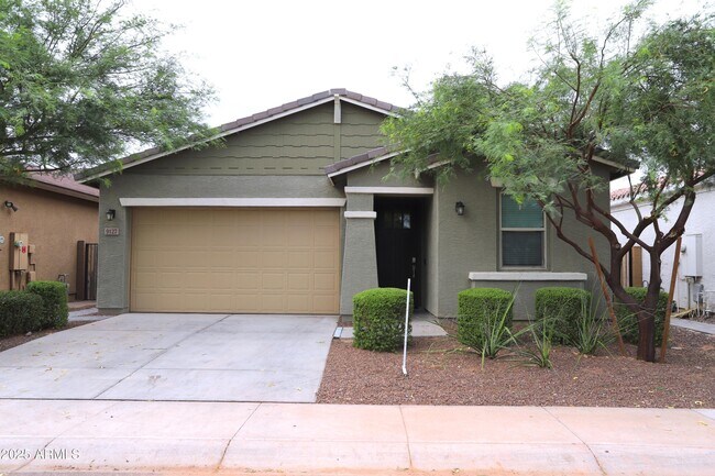 Primary Photo - 9127 W Minnezona Ave