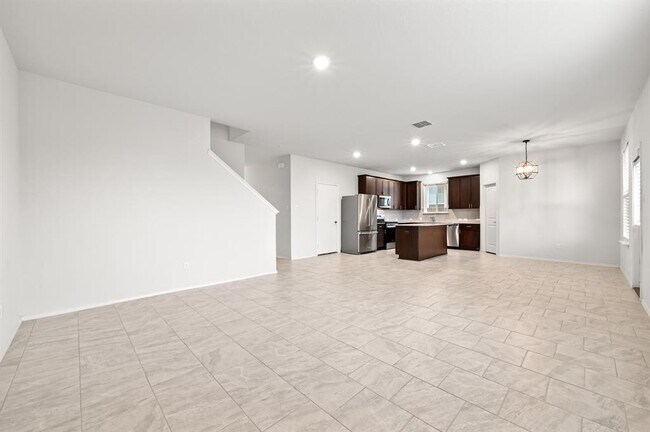 Building Photo - 271 Grace Lilly Dr