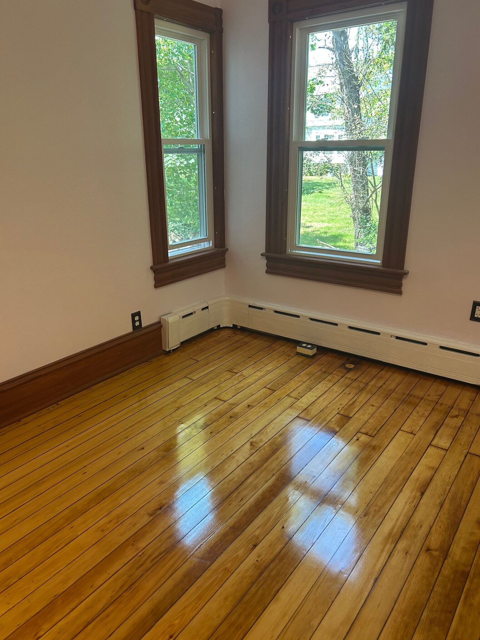 Building Photo - 1250 Gardners Neck Rd