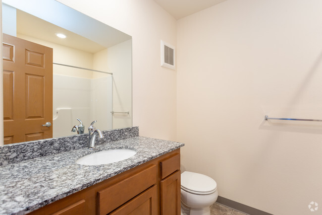 2 BR, 2 BA - 1131 SF - The Preserve at Woodfield