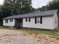 Building Photo - 501 N Bradford Ave