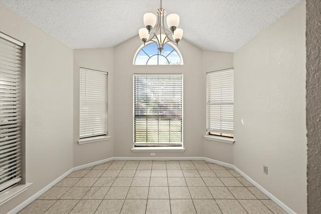 Building Photo - 1113 Kit Ln