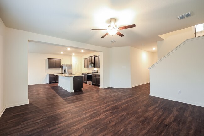 Building Photo - 7302 Lazy Cyn