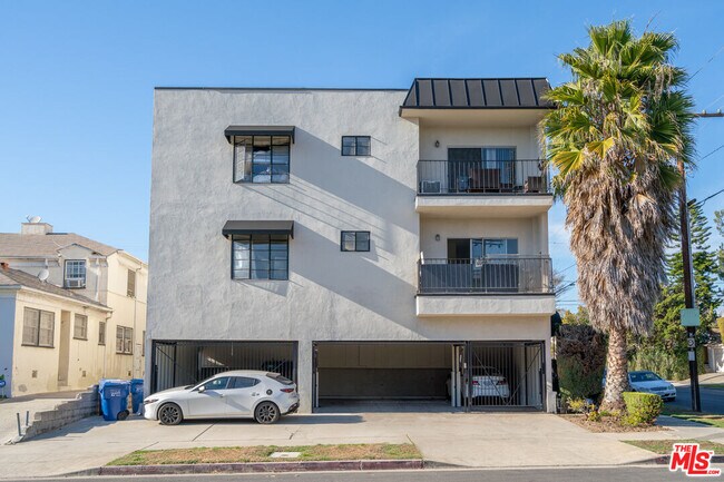 Building Photo - 1677 Westholme Ave