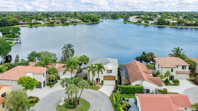 Building Photo - 1742 Harborside Cir