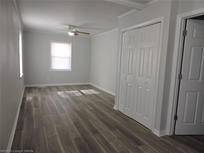 Building Photo - 4801 S 28th St