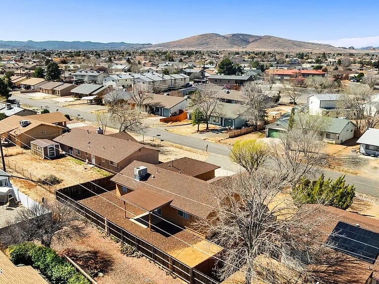 Building Photo - 4885 N Arnold Dr