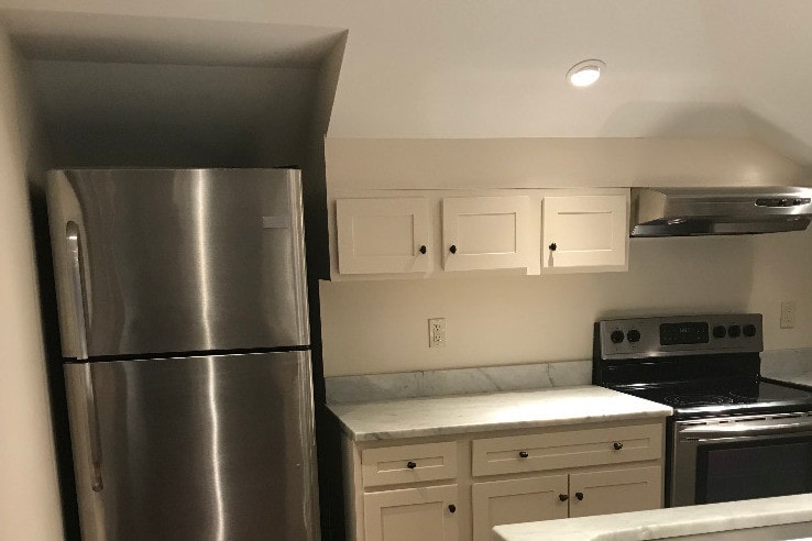 kitchen - 504 Dumaine St