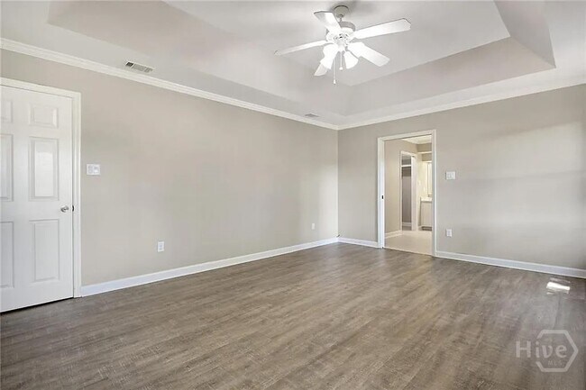 Building Photo - 154 MacKay Dr