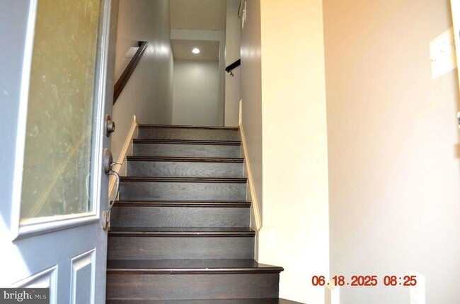 Building Photo - 23671 Sailfish Square