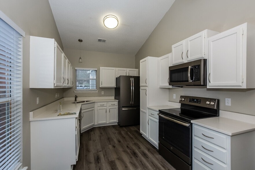 Building Photo - 11314 Clayford Ridge