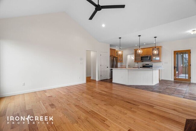 Building Photo - 15 Carl Roberts Rd