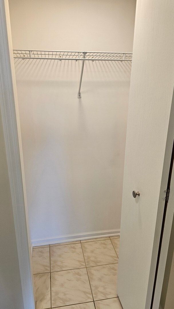 Building Photo - 675 Pearson St