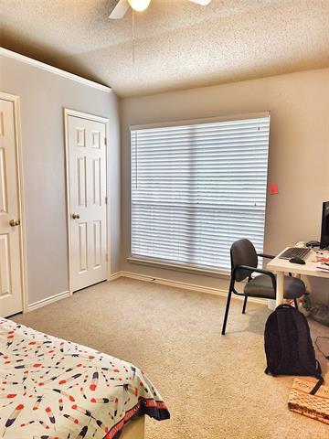 Building Photo - 424 Ambrose Dr