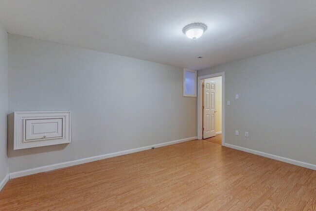 Building Photo - 455 Waban Ave