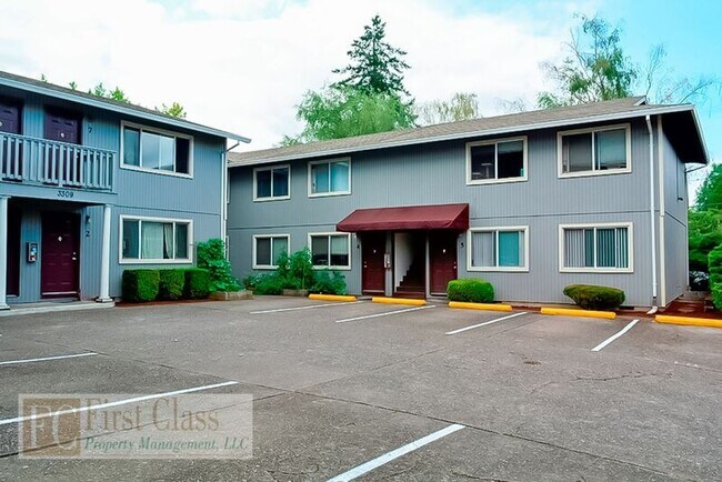 Building Photo - Shade Tree Apartments