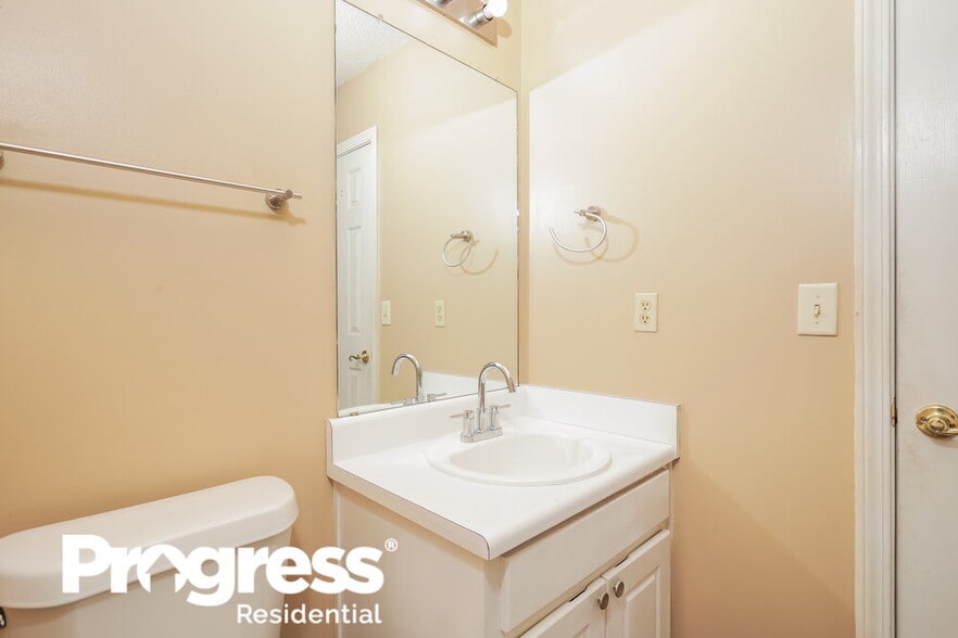 Building Photo - 313 Tramore Pass