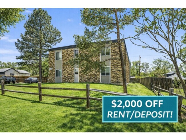 Building Photo - 1641 Ingalls St