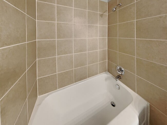 Building Photo - 3BR/2BA Pet-Friendly Home in Westworth Village | Fenced Yard & Garage