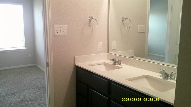 Building Photo - 3093 Blantyre Bnd