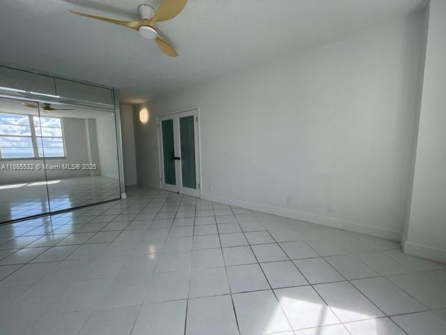 Building Photo - 3725 S Ocean Dr