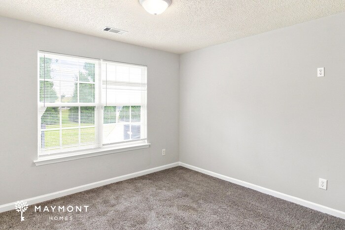 Building Photo - 7245 Alicias Way