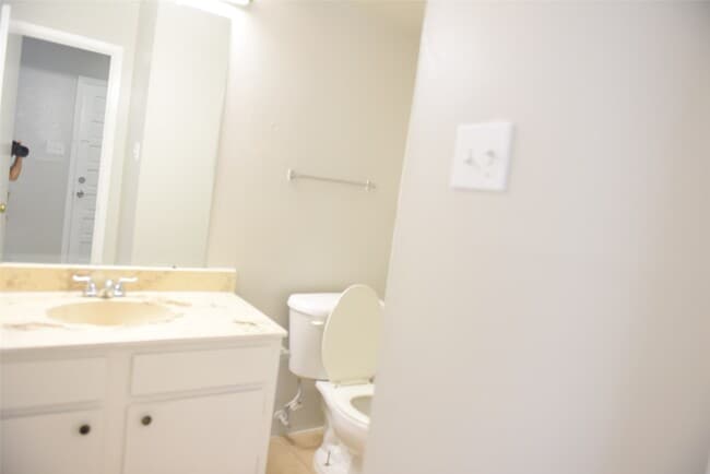 Building Photo - 4034 Belle Park Dr