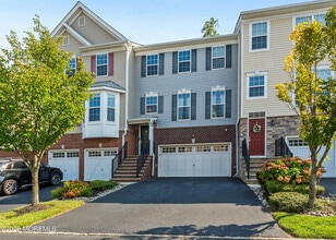 Building Photo - 207 Yale Blvd