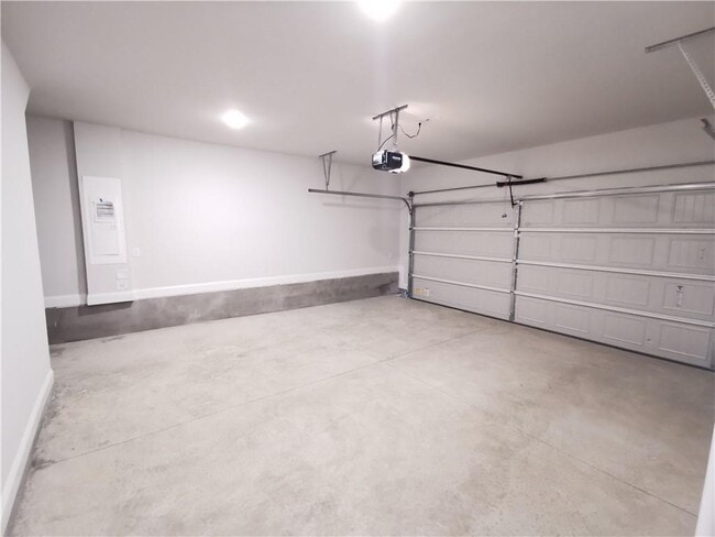 Building Photo - 3855 Brookburn Pk