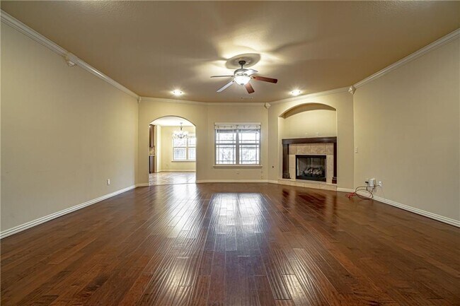 Building Photo - 2005 SW Birch St